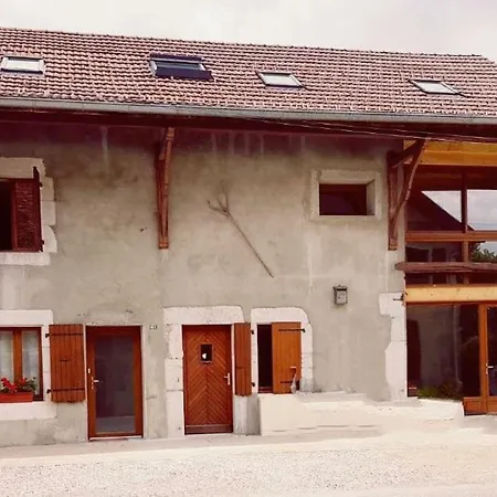 Studio Calme, 6 Min Frontiere Suisse
