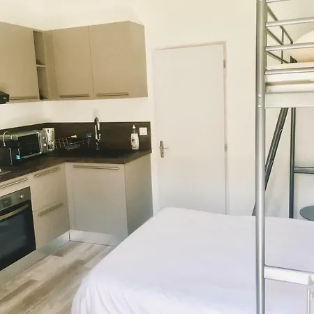 Apartment Studio Calme, 6 Min Frontiere Suisse